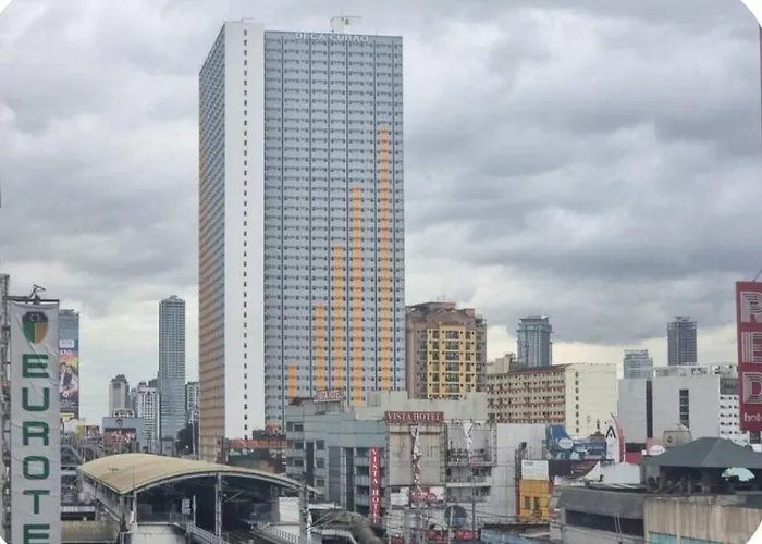 Goldyrich Staycation Place-urban Deca Tower Cubao *